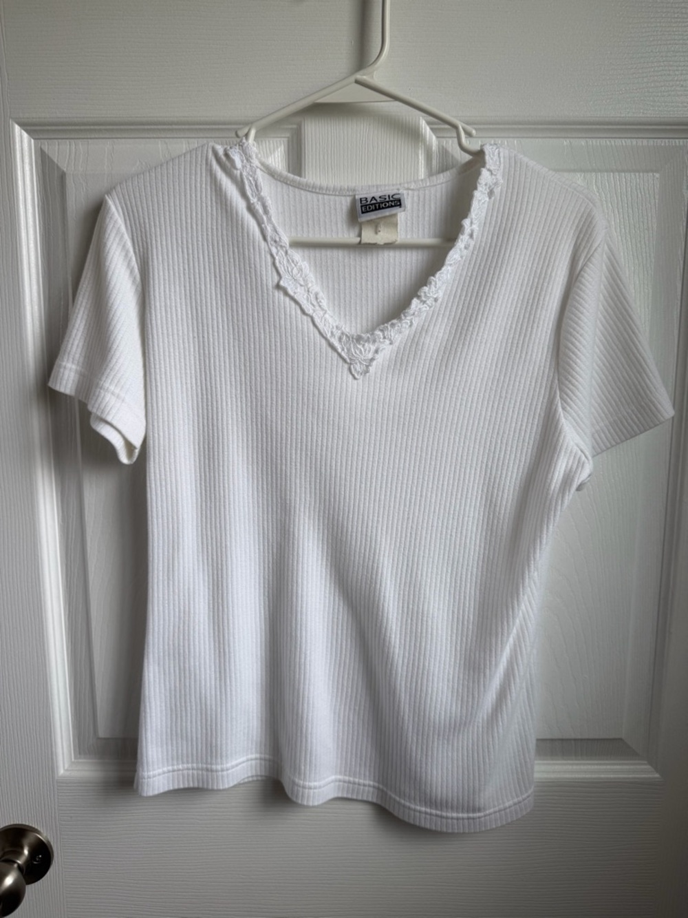Basic Editions White Ribbed V-Neck Tee with Lace Trim